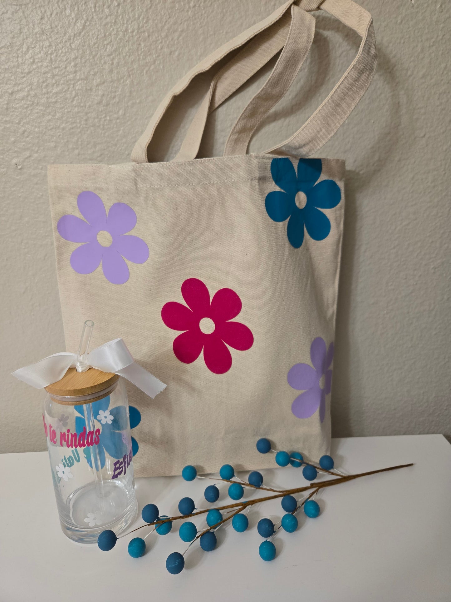 "DIOS ESTA CONTIGO" TOTE BAG